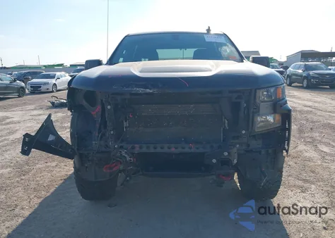 2020 Chevrolet Silverado 1500 4Wd Short Bed Custom Trail Boss z USA, uszkodzony, nr VIN 3GCPYCEF3LG244943